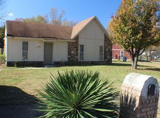 3767 Walsingham Dr, Memphis, TN 38128