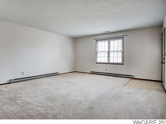 4th image of 650 Golden Oaks Dr Unit 29