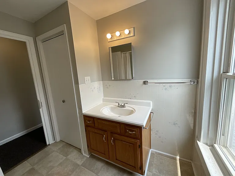 38 N Franklin St #2 — Photo 9