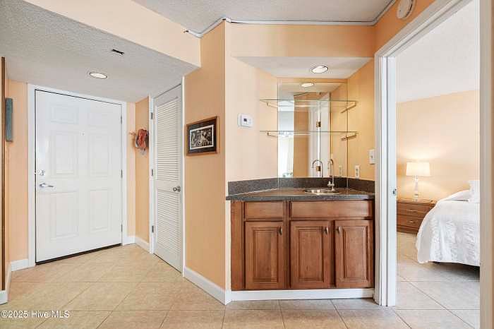 Wet Bar