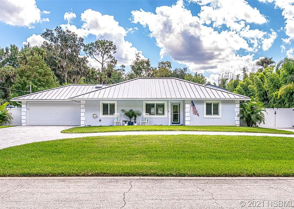 1st image of 2284 Davis Dr