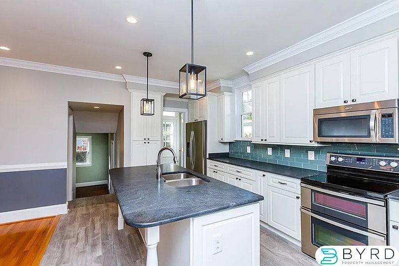 1st image of 1211 Greycourt Ave