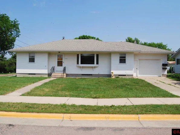 208 Silver St W, Mapleton, MN 56065