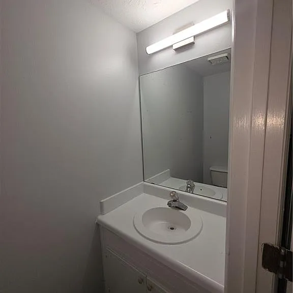 6702 Chupp Rd #B — Photo 4