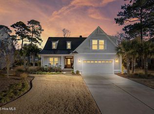 2793 Oakbluff Cir, Southport, NC 28461