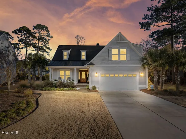 2793 Oakbluff Circle, Southport, NC 28461