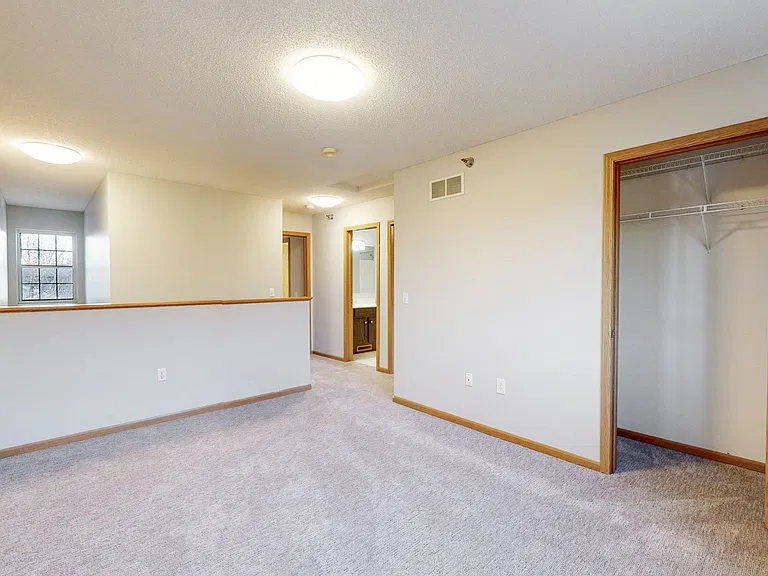 Cedar Pointe Townhomes — Photo 60