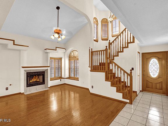 3rd image of 12188 Amstater Cir