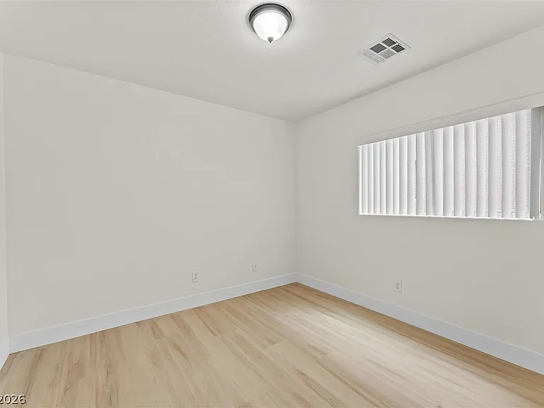 7660 Hope Valley St — Photo 28