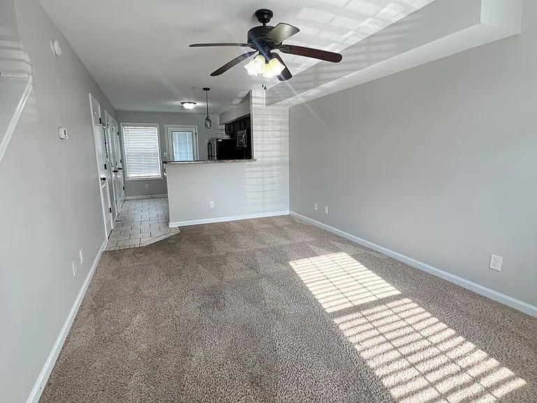 1604 Railton Ct — Photo 4