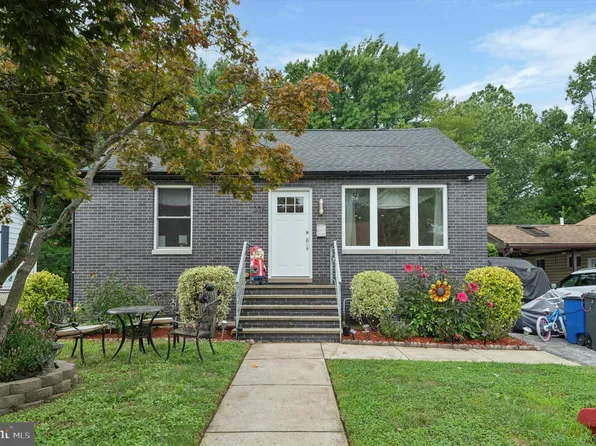 235 Martin Ln, Norwood, PA 19074