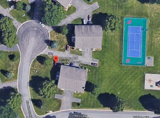 11947 Bluebird St NW, Coon Rapids, MN 55448