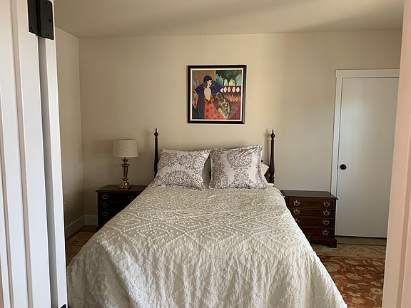 4th image of 3715 Deauville Pl #A