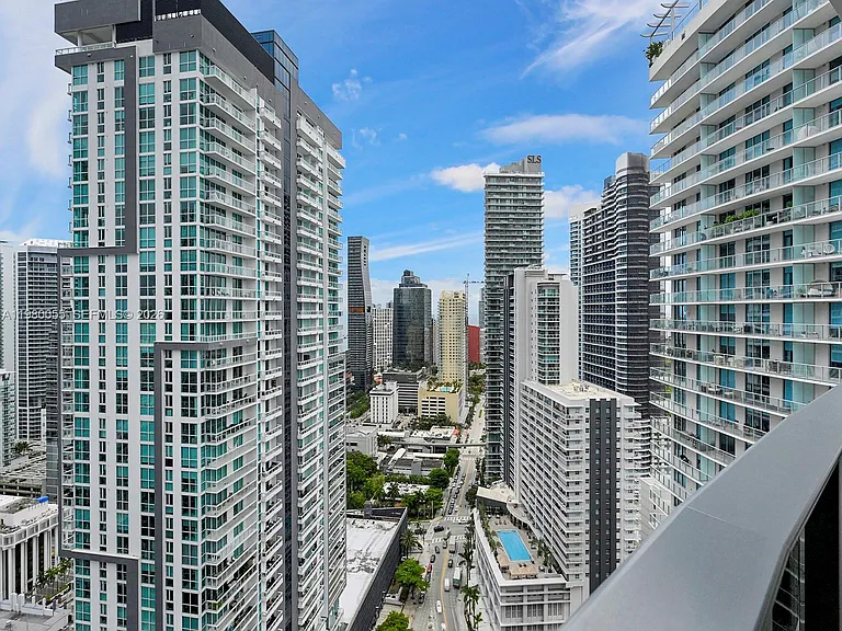 1000 Brickell Plz #3402 — Photo 38