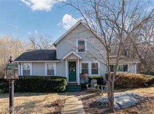 179 Niantic River Rd, Waterford, CT 06385