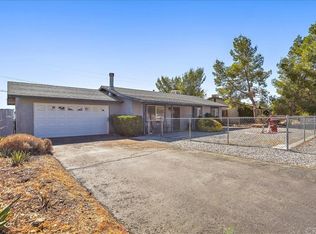 23951 Tahquitz Rd, Apple Valley, CA 92307