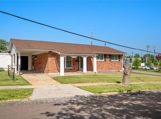 9105 Rambler Dr, Saint Louis, MO 63123