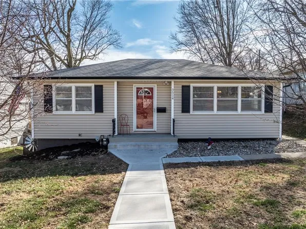 3514 Sacramento St, Saint Joseph, MO 64507