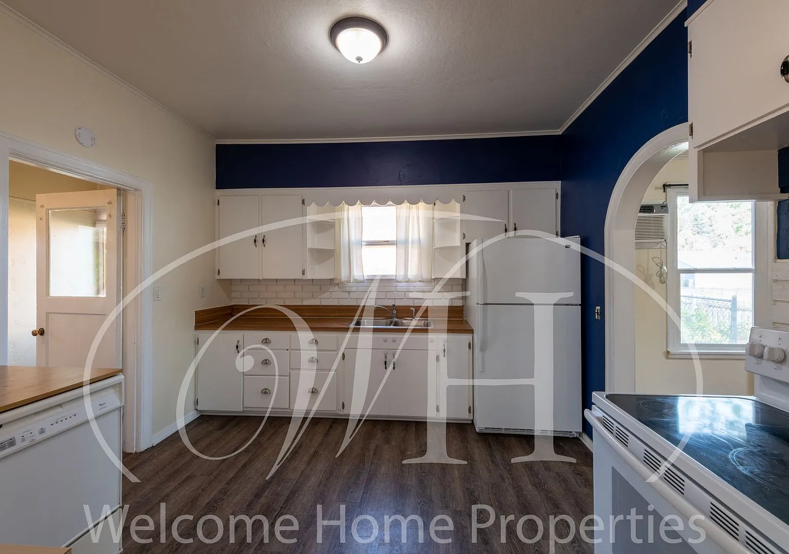 Charming Walla Walla Home with Gas Fireplace, Backyard Patio, and Off-Street Parking! — Photo 4