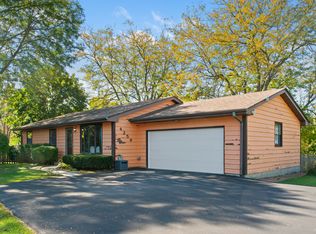 4259 Lake Park Ave, Gurnee, IL 60031