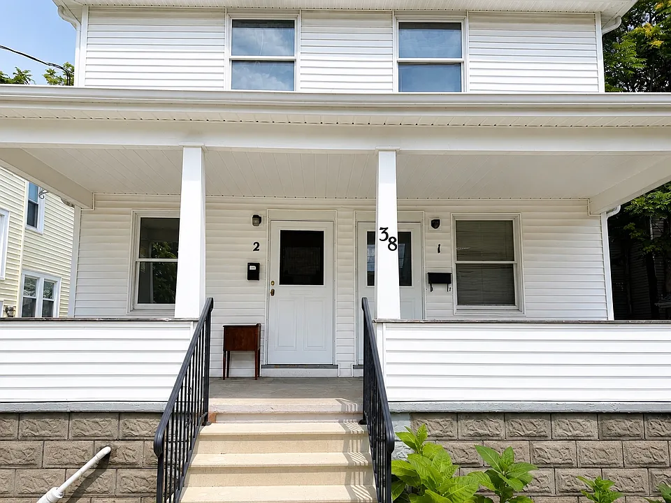 38 Morgan St #1