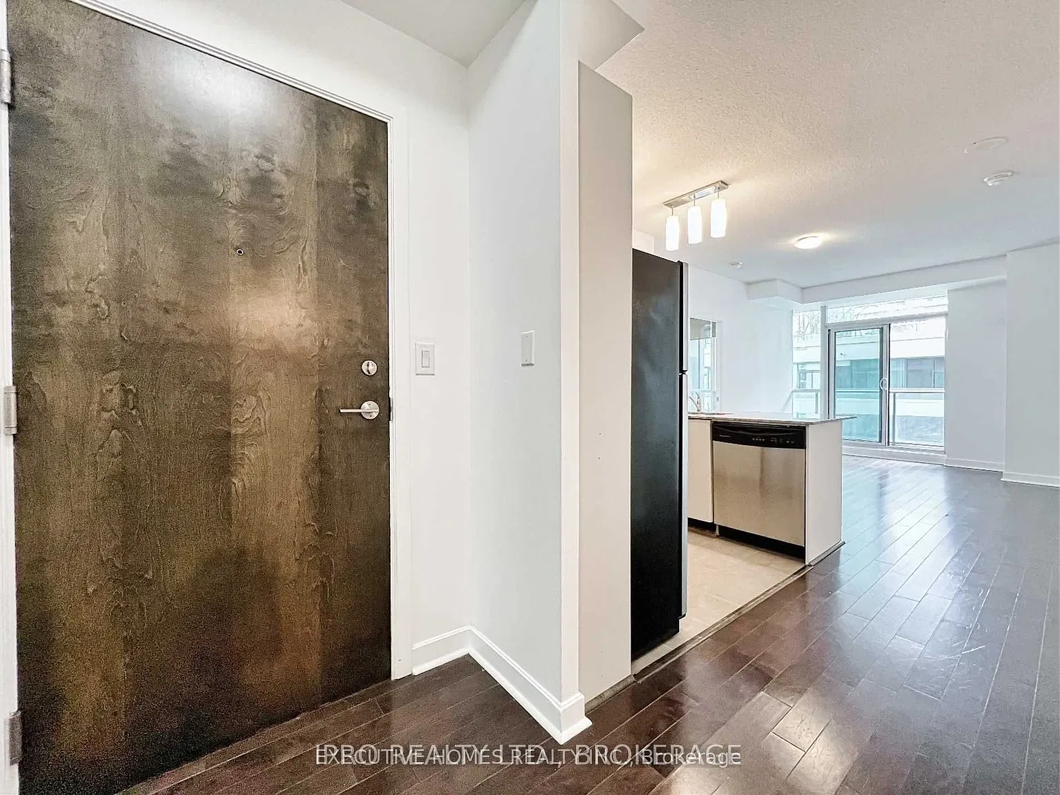 2 bed, $3,300 — Photo 3
