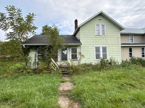 114 Main St, Gays Mills, WI 54631