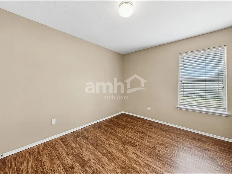 1120 Rio Bravo Dr — Photo 16