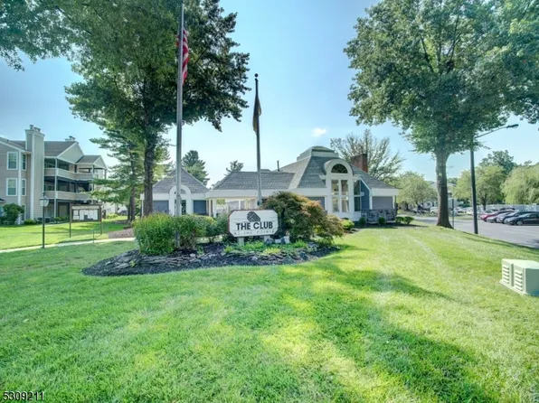 201 Broadmoor Ct #1, Union Twp., NJ 07083