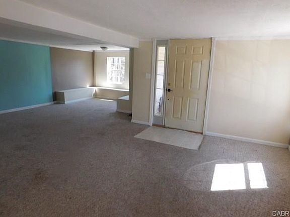 3rd image of 202 N Elm St