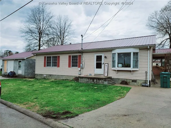 105 Linda St, Hurricane, WV 25526