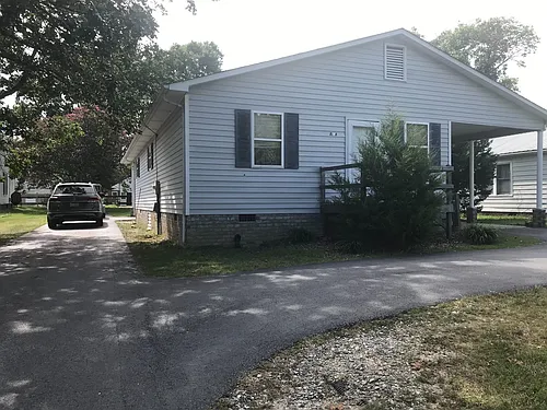 816 Fisher Ferry St Photo 1