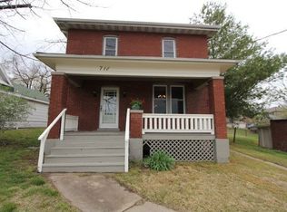 718 W McCarty St, Jefferson City, MO 65101