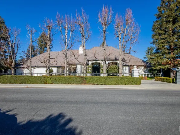 7404 Calle Privada, Bakersfield, CA 93309