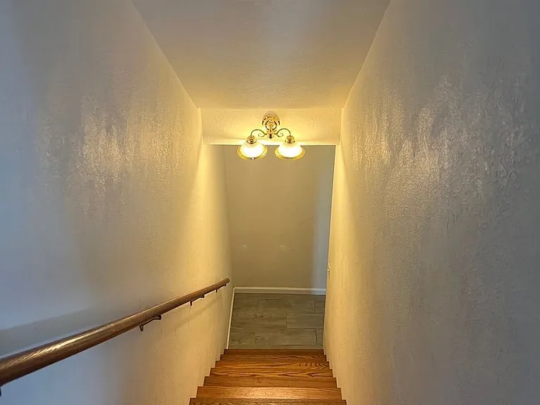 20266 Hyatt Ln — Photo 21