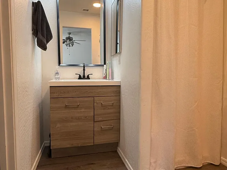 22461 W Woodlands Ave — Photo 15