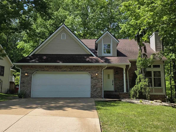 4645 N Chatham Dr, Bloomington, IN 47404