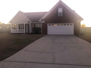 126 Kennedy Dr, Raeford, NC 28376
