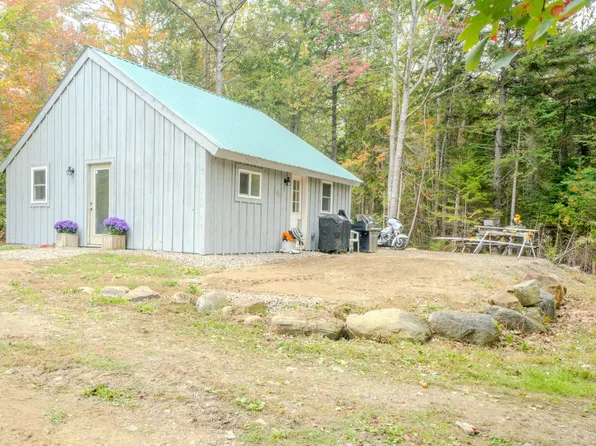 61 Nealey Road, Northport, ME 04849