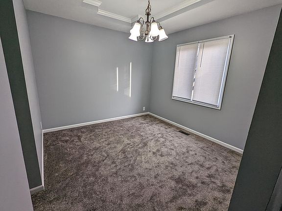 5th image of 15630 Capitol Cir