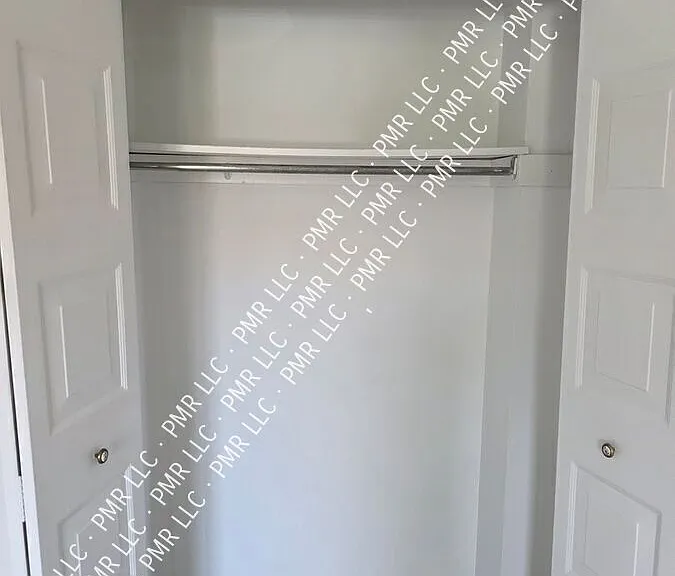 106 Sycamore Ct #1 — Photo 33
