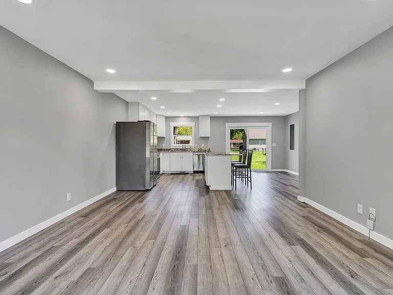 410 Marshall Hall Rd — Photo 3