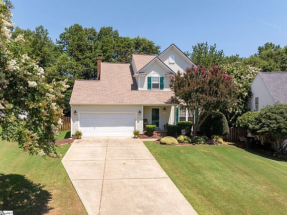 2nd image of 108 Bathurst Ln