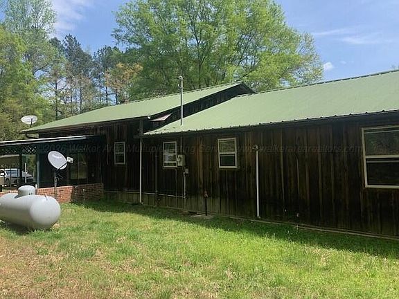 4th image of 1685 Blue Creek Rd