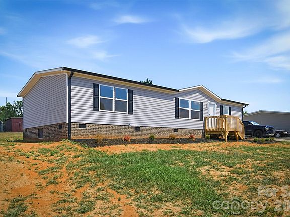 3rd image of 1874 Mesa Dr