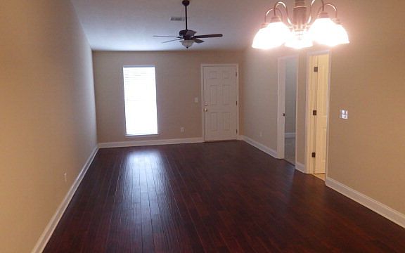 3rd image of 443 Metz Dr #445