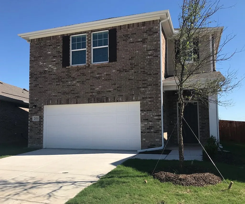5 bed, 2955 sqft, $2,499 — Photo 1