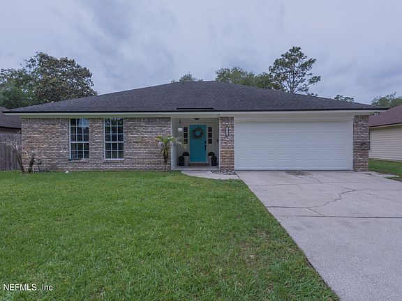 2nd image of 1600 COUNTRY CHARM Lane W