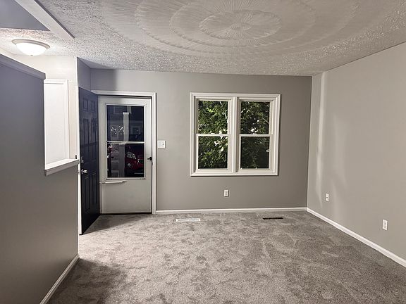 2nd image of 56 E Lindbergh Ave