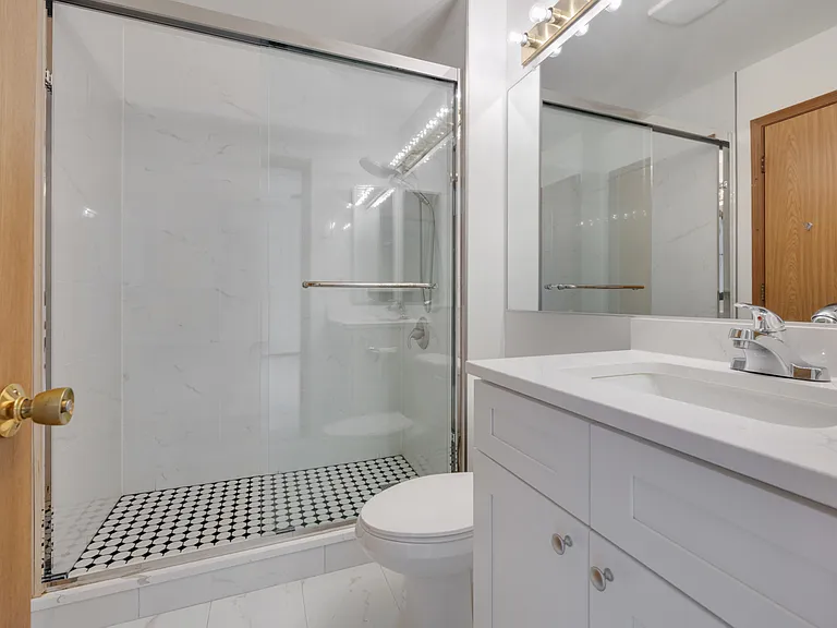 1127 Ashbrook Dr — Photo 21